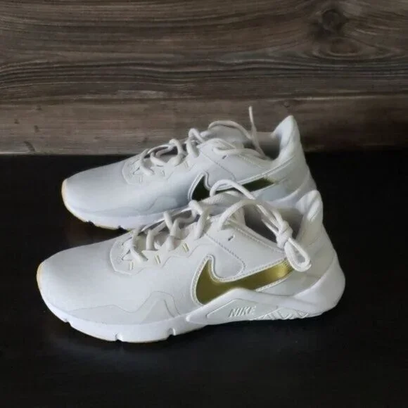 New‎ Nike Legend Essential Womens Running Shoes Size 8 Casual LIghtweight Gym